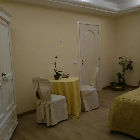 Biancaluna Bed & Breakfast *